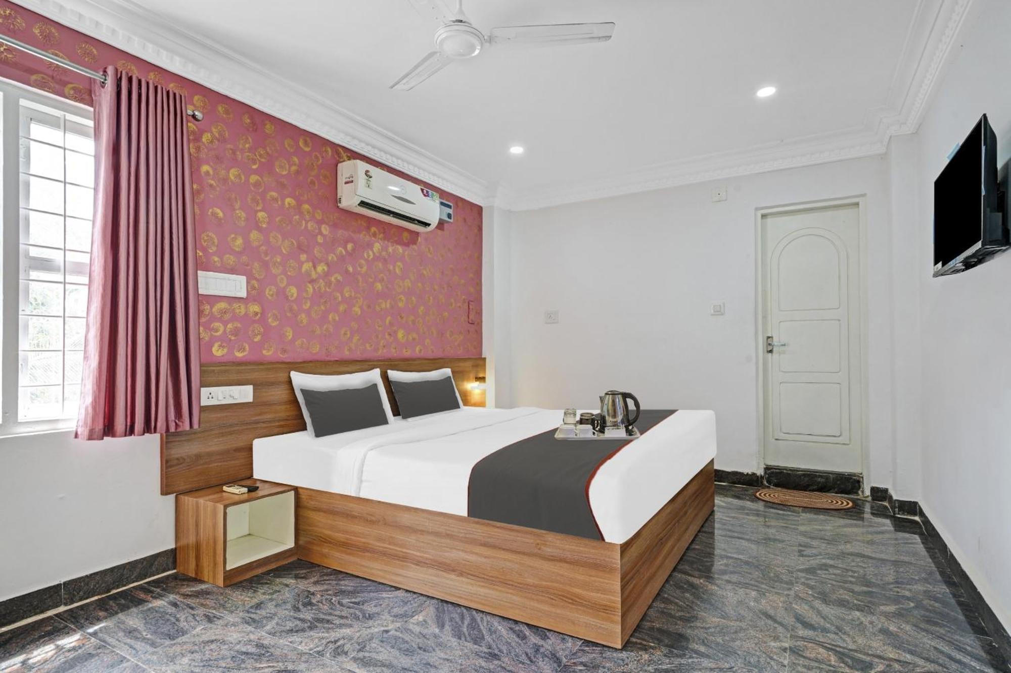 Hotel Capital O Rayan Plaza à Kochi Extérieur photo